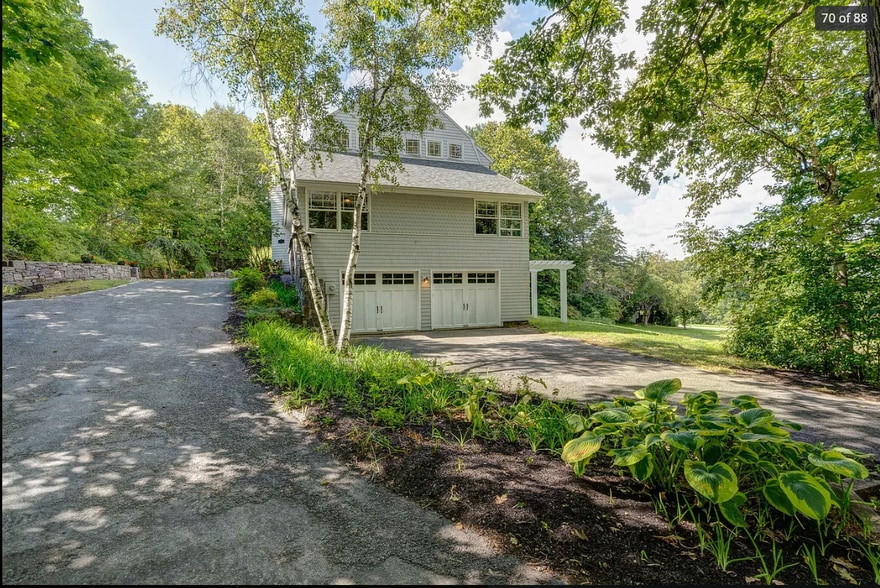 Garage parking - 1 Overlook Dr