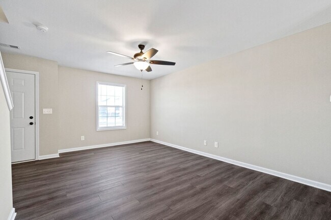 Building Photo - 1112 Ziva Ln