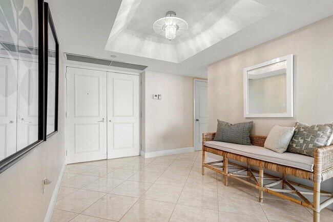 Building Photo - 5080 N Ocean Dr