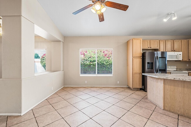 Building Photo - 20717 N 59th Dr