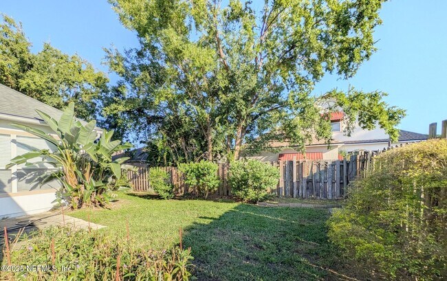 Building Photo - 12983 Quincy Bay Dr