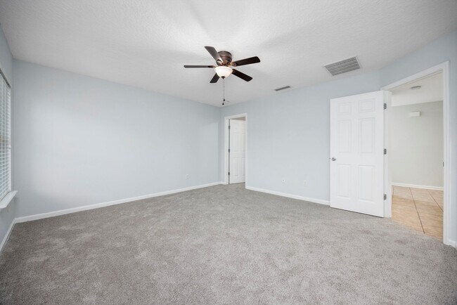 Building Photo - 76690 Timbercreek Blvd