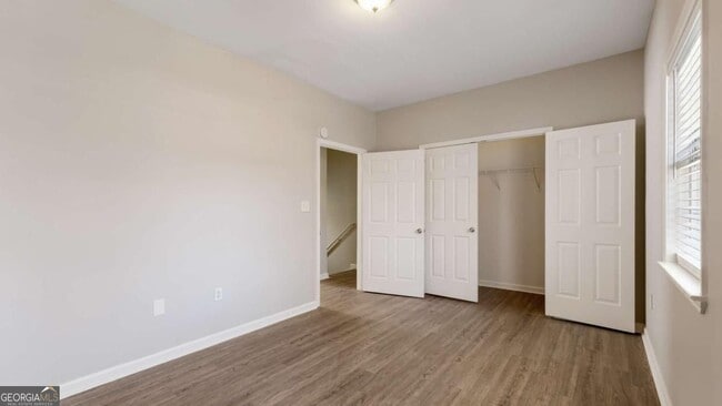 Building Photo - 848 Ridge Ave NW