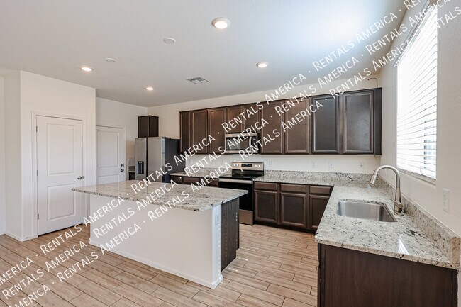 Building Photo - 7223 N 125th Dr