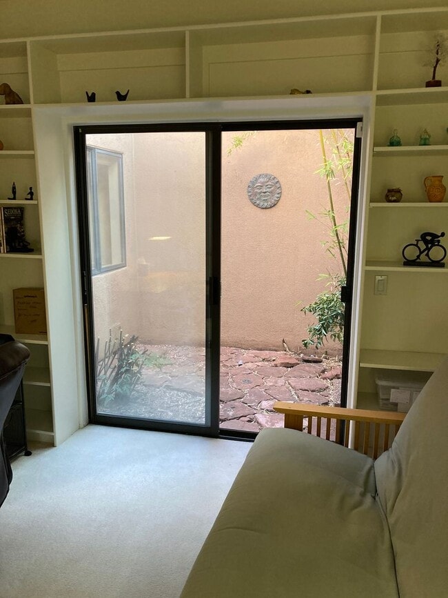 Building Photo - Gorgeous Furnished Arroyo Seco Townhouse with Fabulous Views!