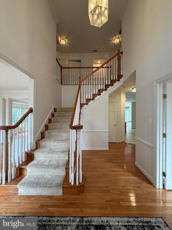 Building Photo - 4415 Medallion Dr