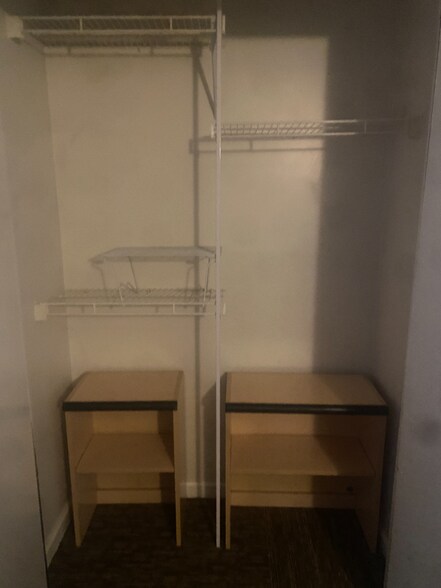 Building Photo - 9548 University Terrace Dr