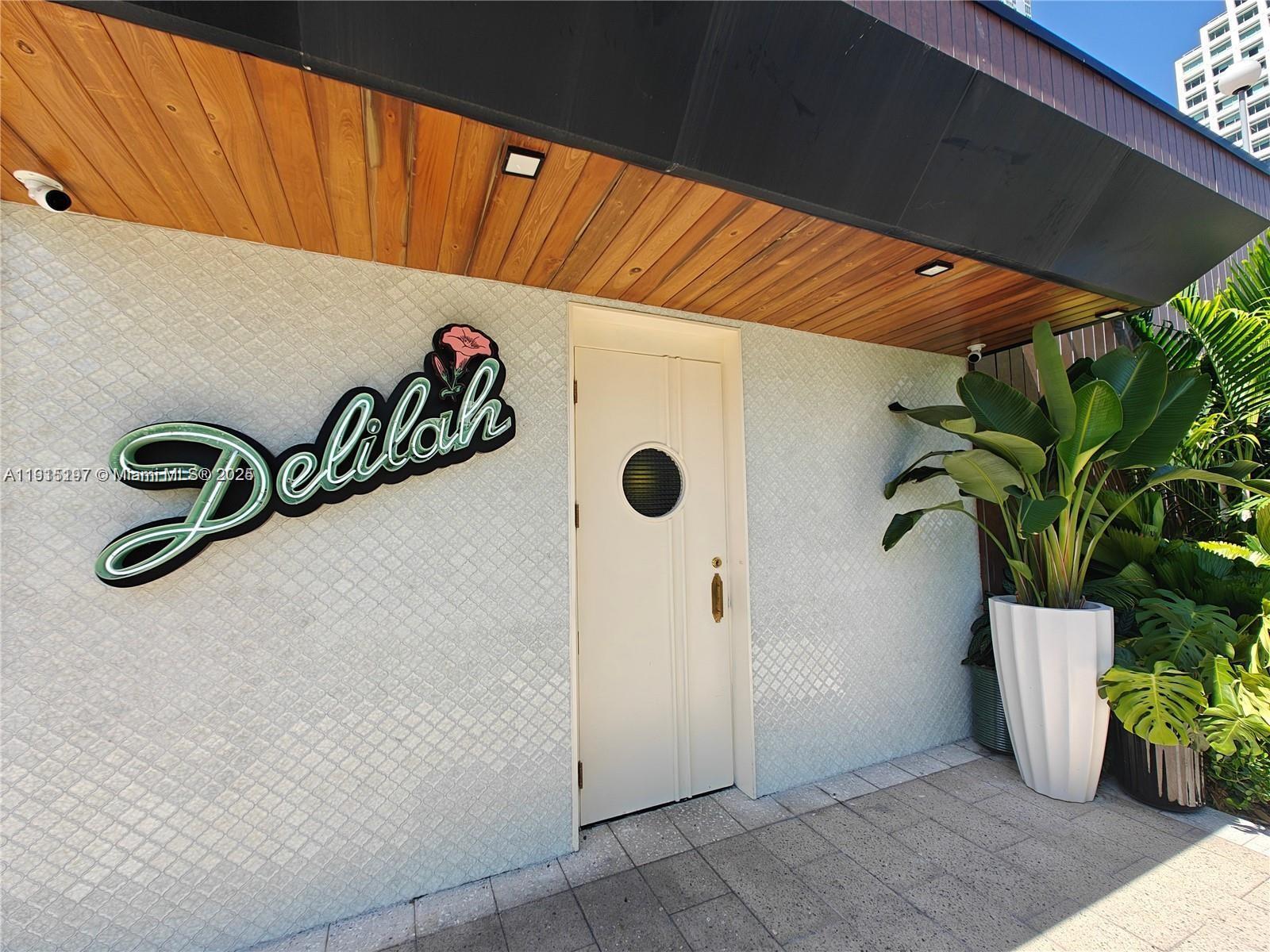 Building Photo - 801 S Miami Ave