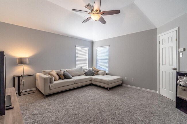 Building Photo - 12403 Gentlebrook Dr