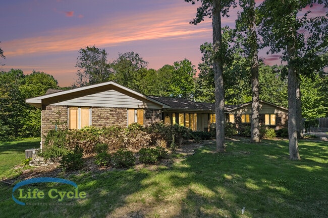 Building Photo - 4395 Shady Oak Ct