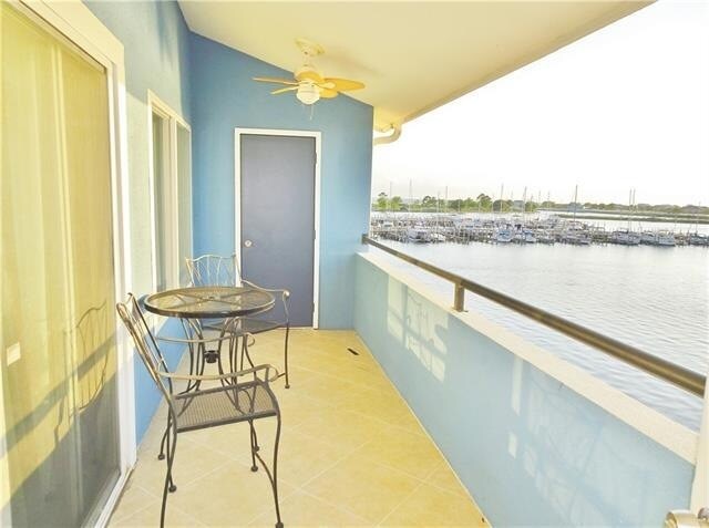 Building Photo - 1580 Harbor Dr