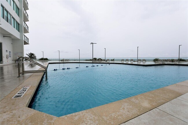 Building Photo - 7135 Collins Ave
