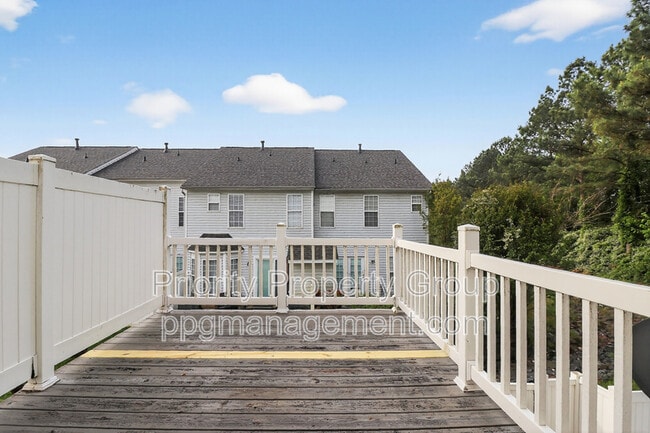 Building Photo - 12304 Verdant Ct