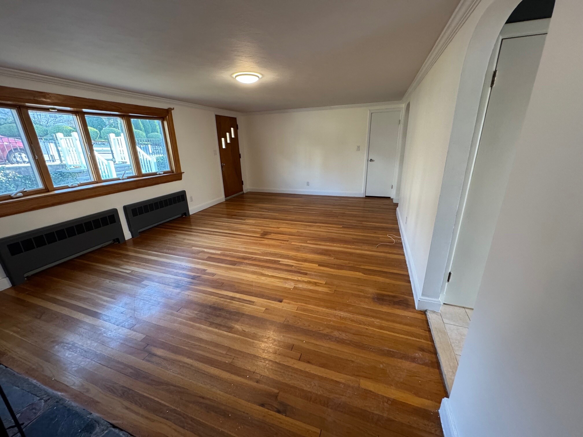 Building Photo - 115 Vermont St