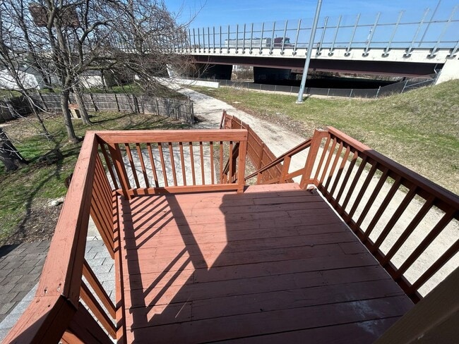 Building Photo - 218 Segur Ave