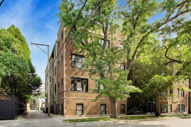 Building Photo - 1112 W Montana St