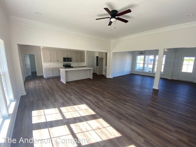 Building Photo - 4 br, 3.5 bath House - 120 Chapel Ct