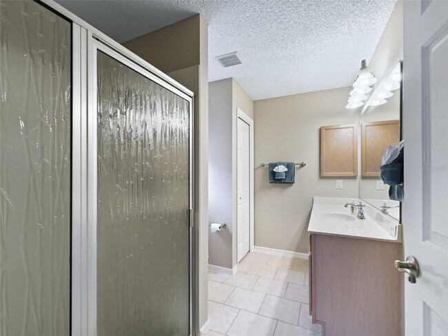 Building Photo - 1095 Blythe Way