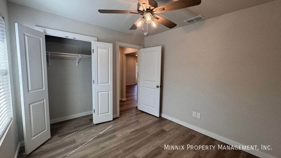 Building Photo - 7706 Elm Ave