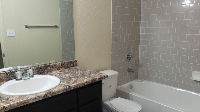 Building Photo - SOLAR 4 bedroom, 2 bath for Rent