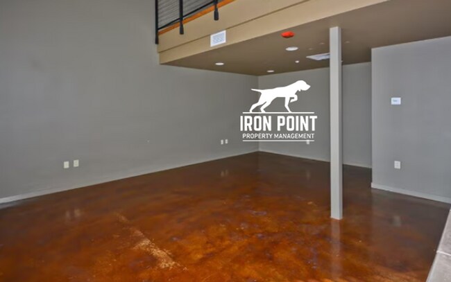 Building Photo - 2399RIVERWALK