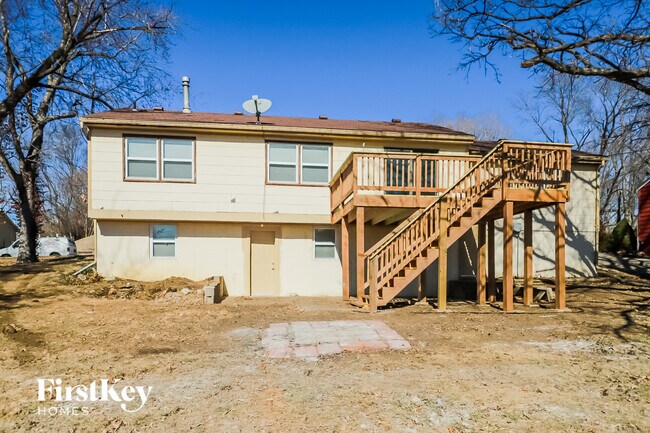 Building Photo - 1103 Orchard Ave