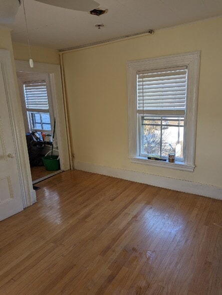 Building Photo - 219 Washington St