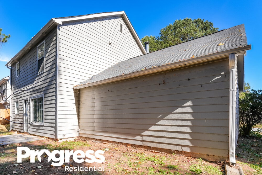 Building Photo - 1569 Dillard Rd