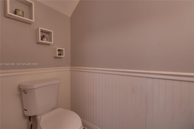 Building Photo - 2149 Discovery Cir W