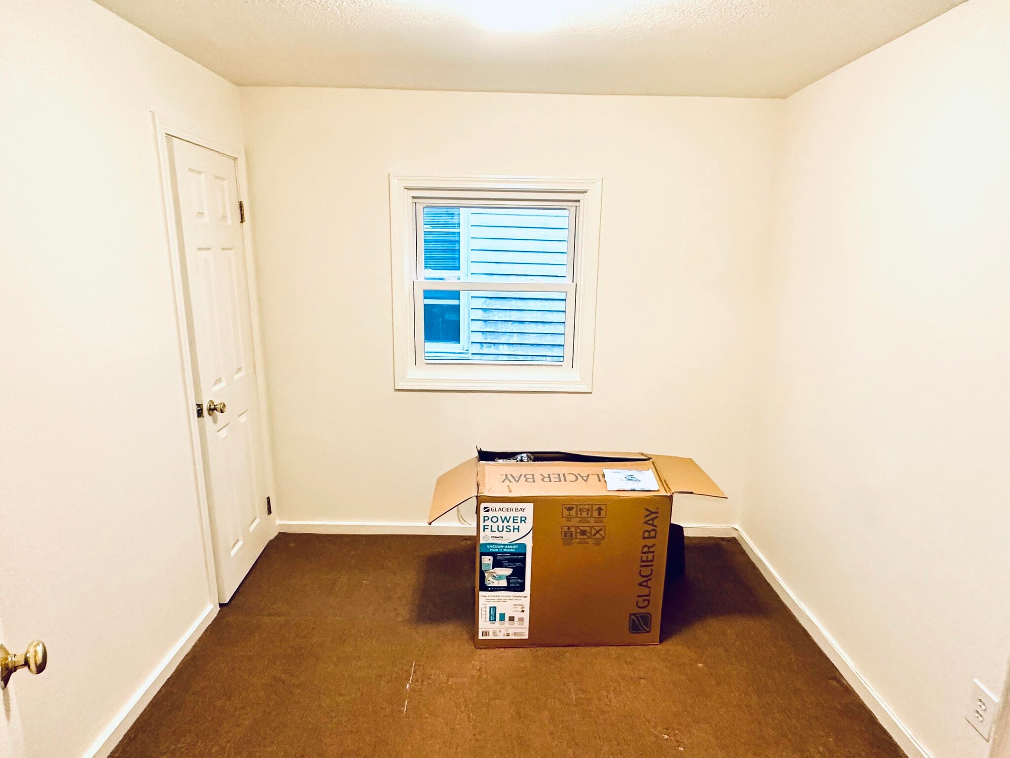 Bedroom 2 w/ closet - 18 Hewett St