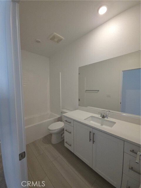 Building Photo - 8457 Gabrielino Ct