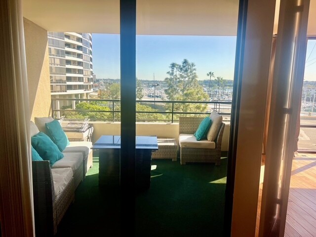 Building Photo - 4314 Marina City Dr