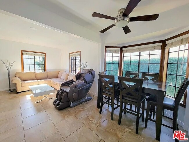 Building Photo - 16913 Bassett St