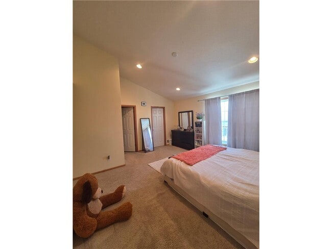 Building Photo - 15842 Frisian Ln