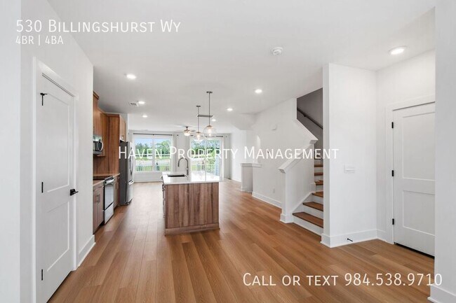 Building Photo - 530 Billingshurst Wy