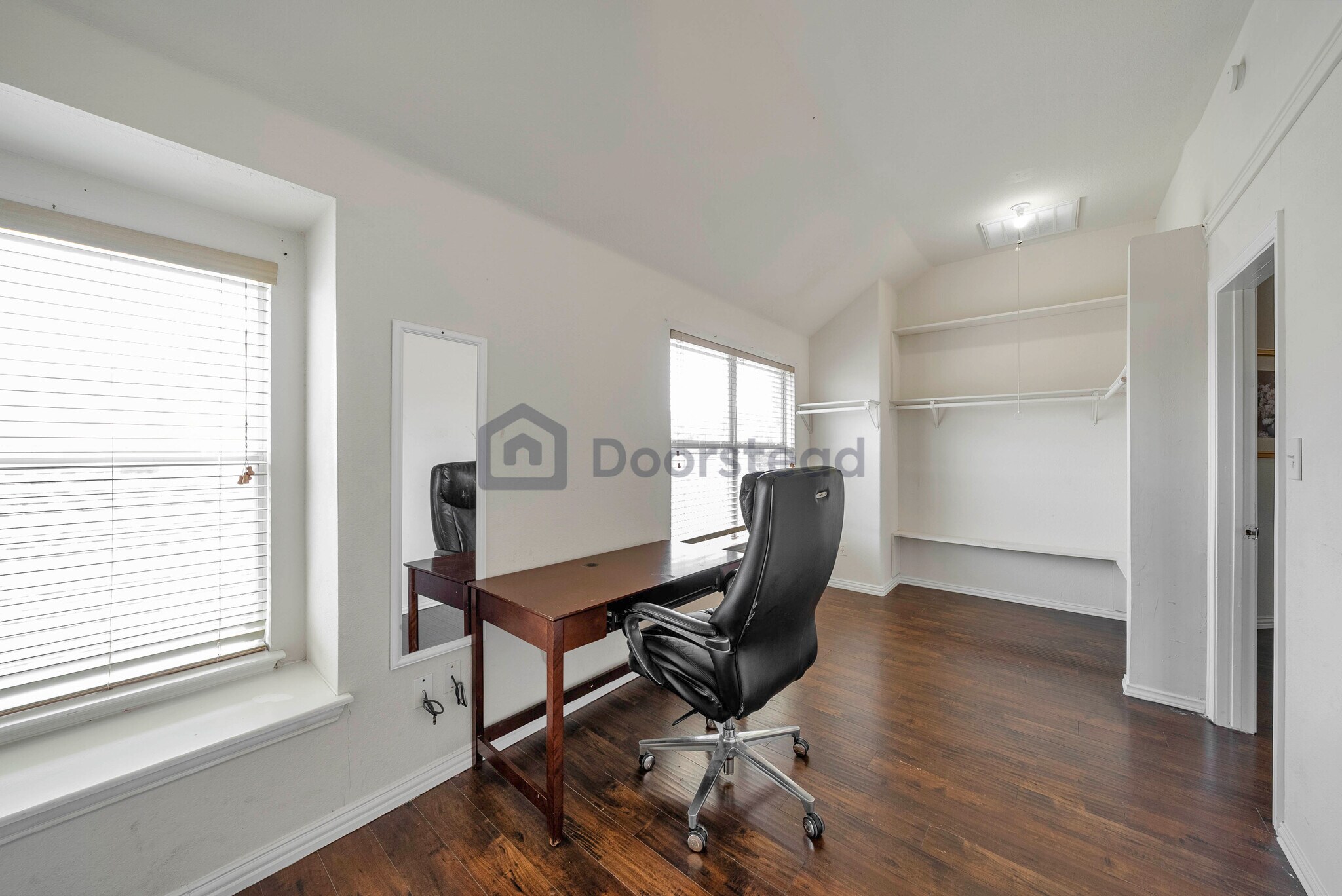 Building Photo - 1513 Van Winkle Dr