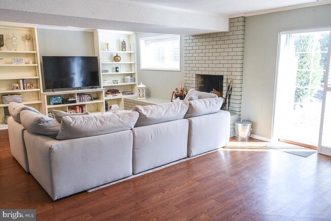 Building Photo - 3301 Garrison Farms Rd