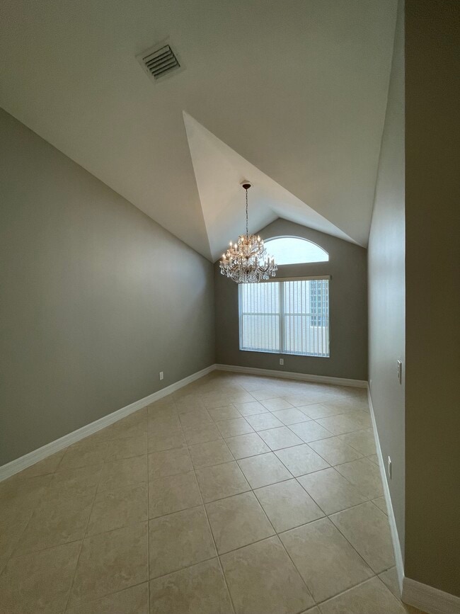 Building Photo - 1583 Windamere Ln