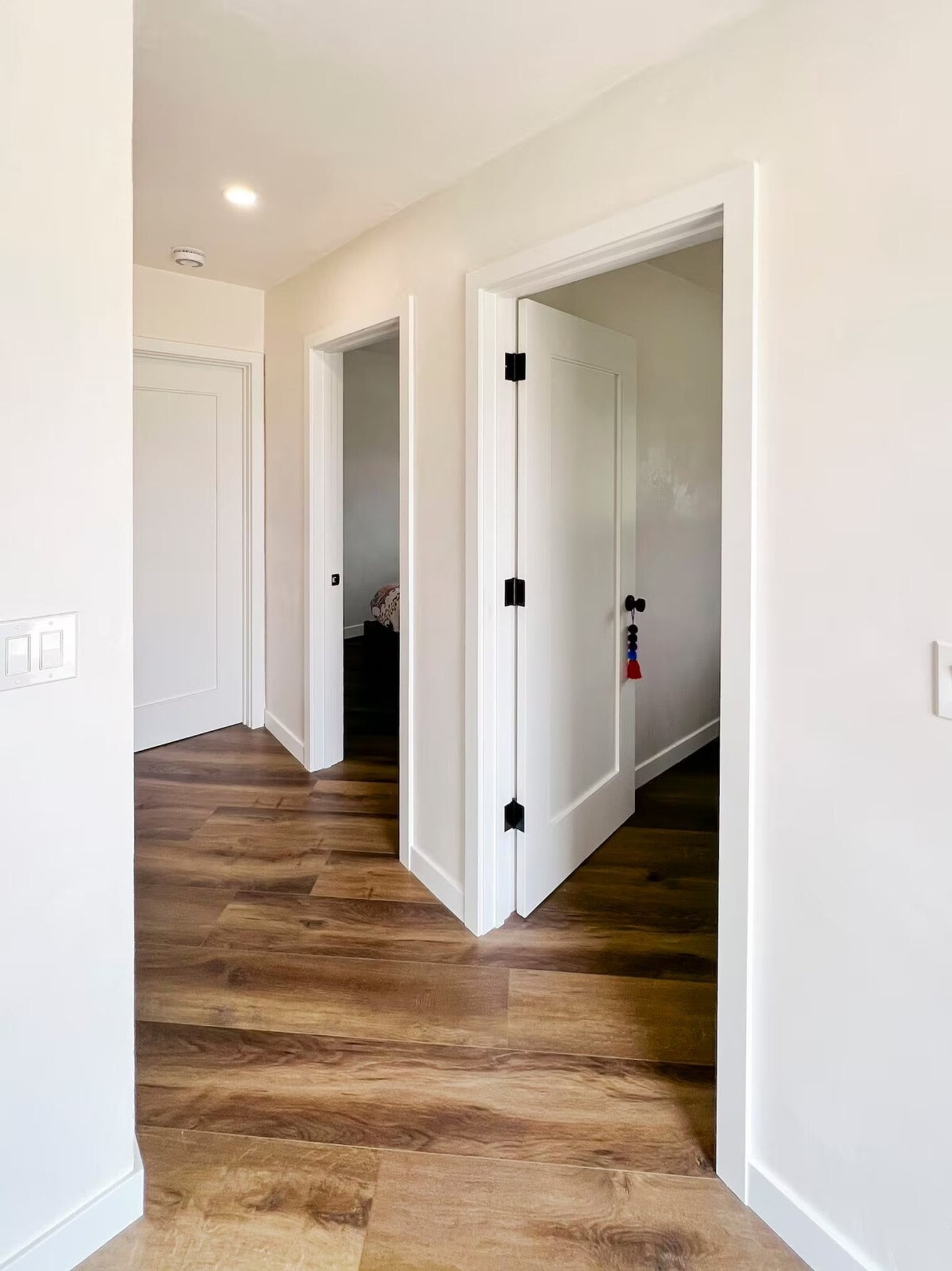 Building Photo - 898 Veronica Springs Rd