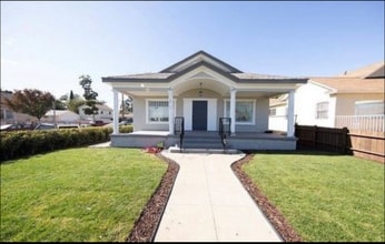 Building Photo - 4279 Walton Ave