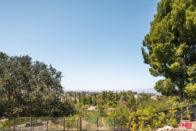 Building Photo - 22405 Calipatria Dr