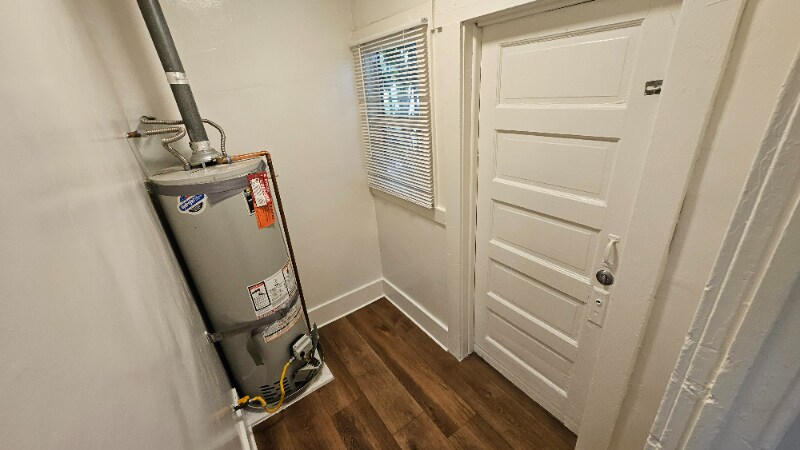 Building Photo - 1414 Logan St