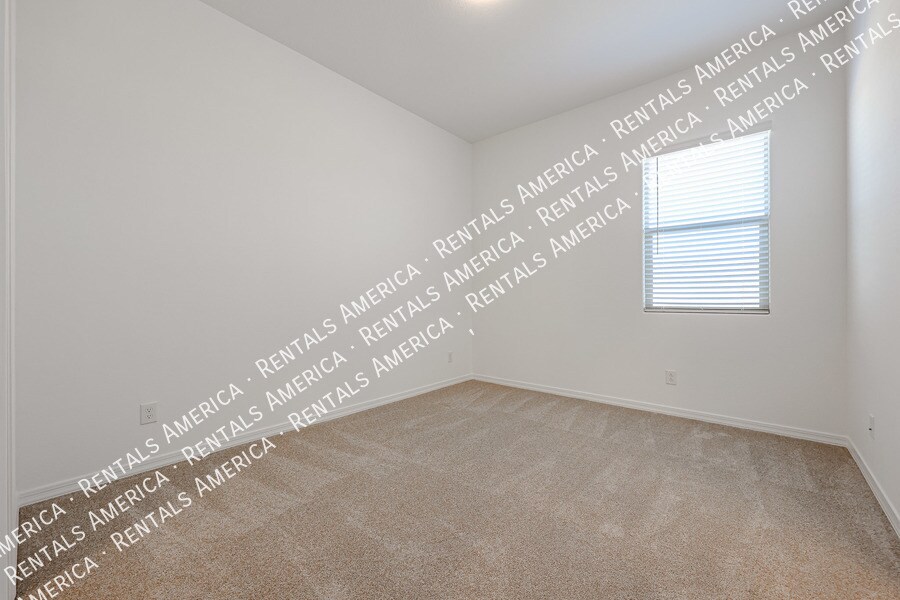 Building Photo - 29380 N 136th Ln