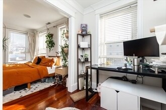 Building Photo - 632 E Broadway