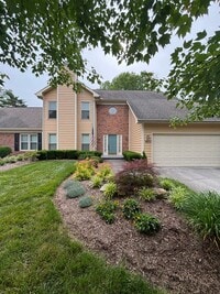 Building Photo - West Knoxville Townhouse