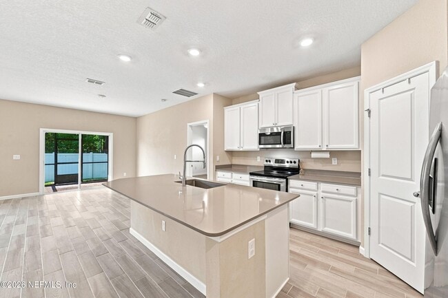 Building Photo - 10206 Nala Ln