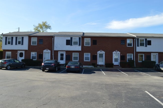 Building Photo - 1219 Barcelona Dr