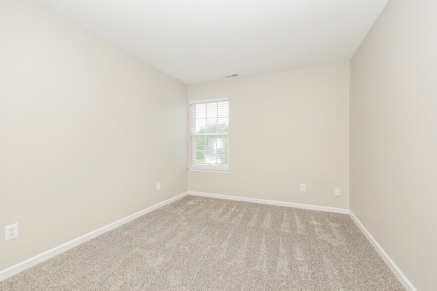 Building Photo - 1411 Weston Ln