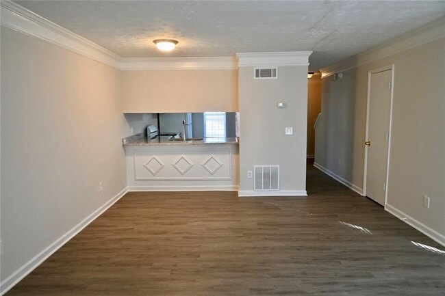 Building Photo - 1851 Grant Ct