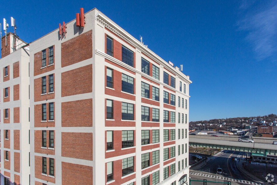 Building Photo - Edge at Union Station